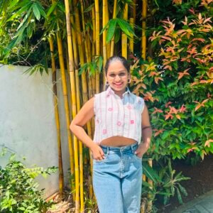 FLORAL  CROP SHIRT